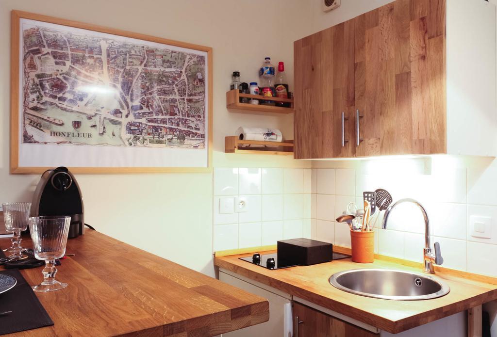 Le Studio Du Gouverneur Онфлёр Номер фото